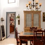 Osterio Magno Apartamento *
