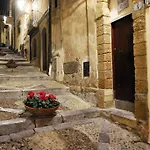 Osterio Magno Cefalù